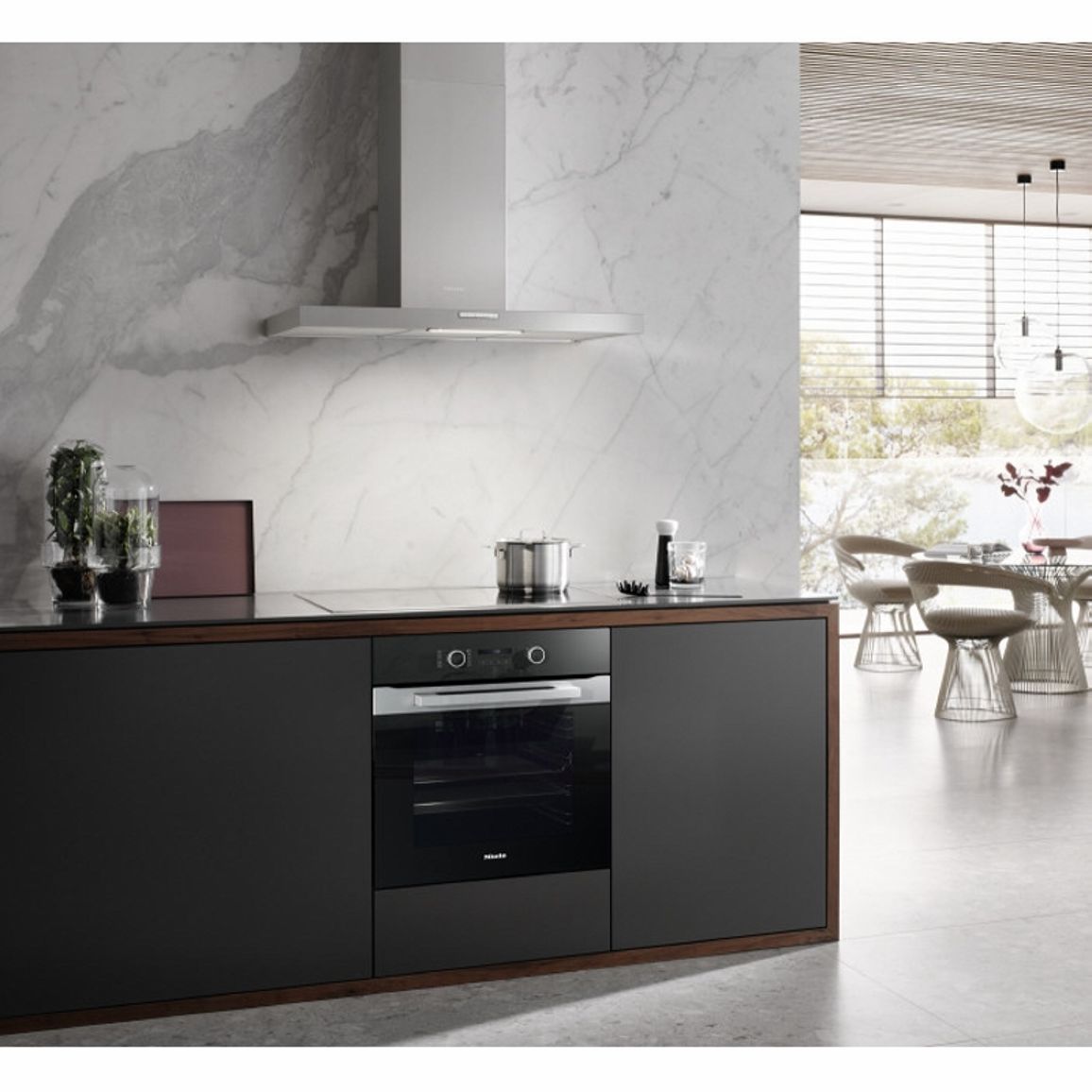 Вытяжка пристенная DAW 1920 EDST Miele