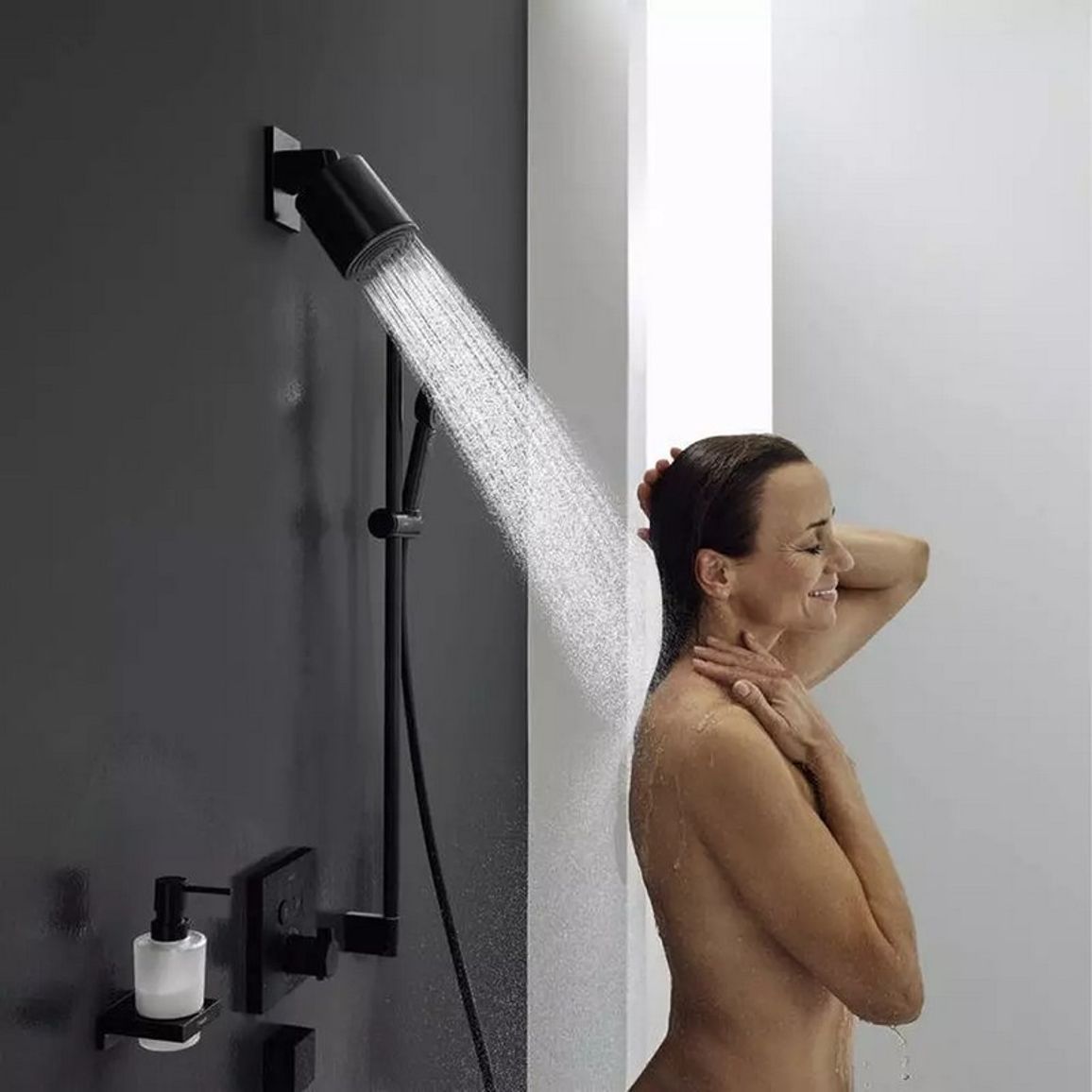 Верхний душ Hansgrohe Pulsify 105 1jet Matt Black Hansgrohe (24130670) Верхний душ Hansgrohe Pulsify 105 1jet Matt Black Hansgrohe (24130670)