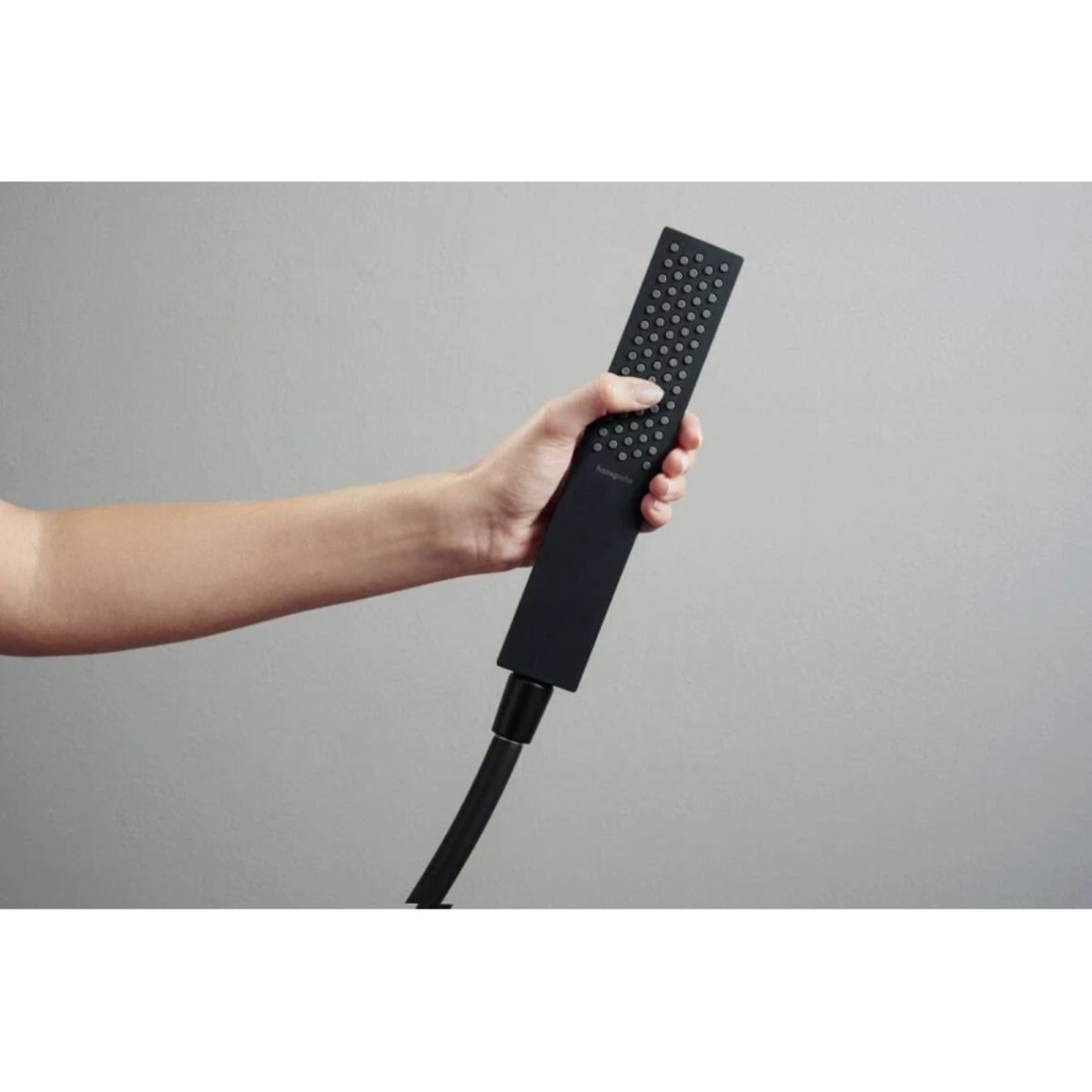 Ручний душ Hansgrohe Pulsify E 100 1jet EcoSmart+ Matt Black Hansgrohe (24321670) Ручний душ Hansgrohe Pulsify E 100 1jet EcoSmart+ Matt Black Hansgrohe (24321670)