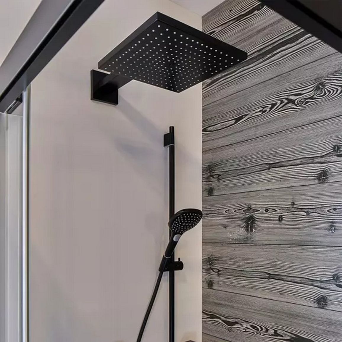 Верхний душ Hansgrohe Raindance E Overhead shower 300 1jet Matt Black Hansgrohe (26238670) Верхний душ Hansgrohe Raindance E Overhead shower 300 1jet Matt Black Hansgrohe (26238670)