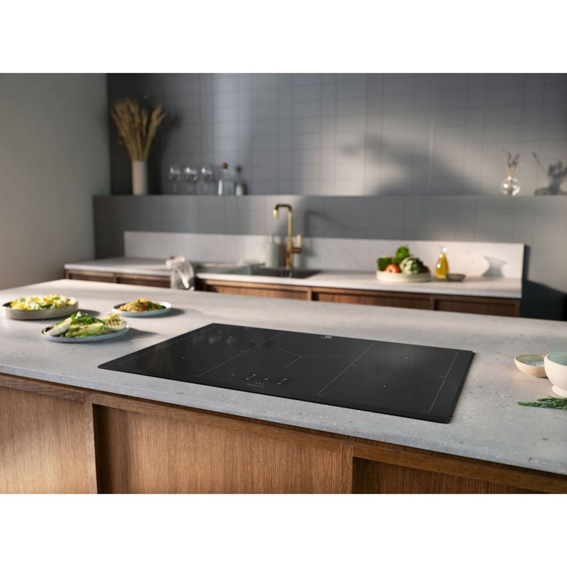 Индукционная варочная поверхность EIS87583 80см Hob2Hood, черный Electrolux Индукционная варочная поверхность EIS87583 80см Hob2Hood, черный Electrolux