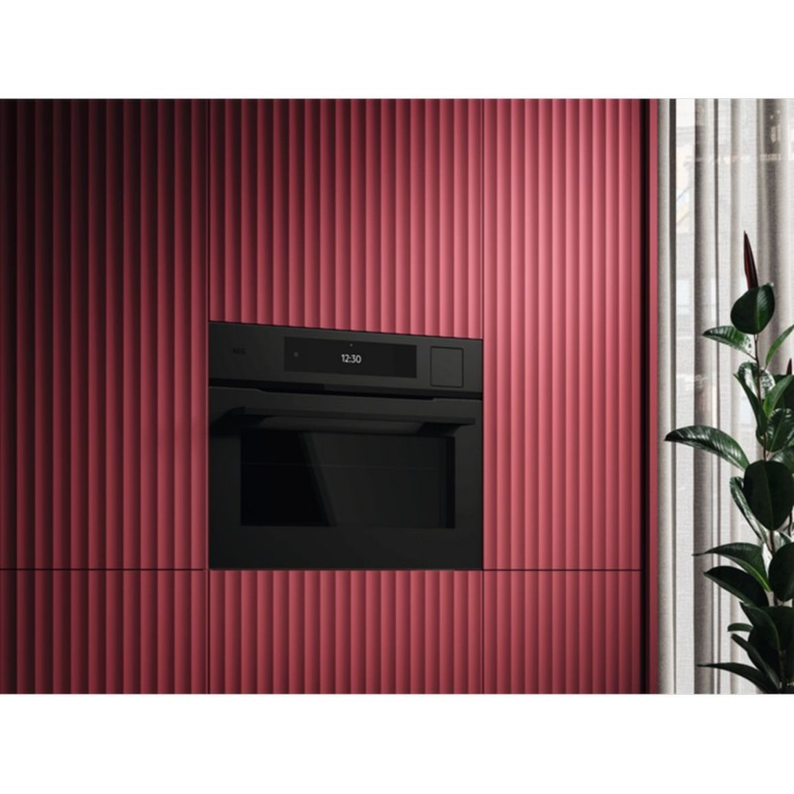 Компактный духовой шкаф из СВЧ NKP9S821T AEG Компактный духовой шкаф из СВЧ NKP9S821T AEG