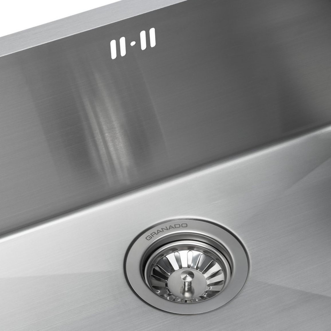 Мойка стальная Under top L STEEL S304 (650*430*220mm) GRANADO Мойка стальная Under top L STEEL S304 (650*430*220mm) GRANADO
