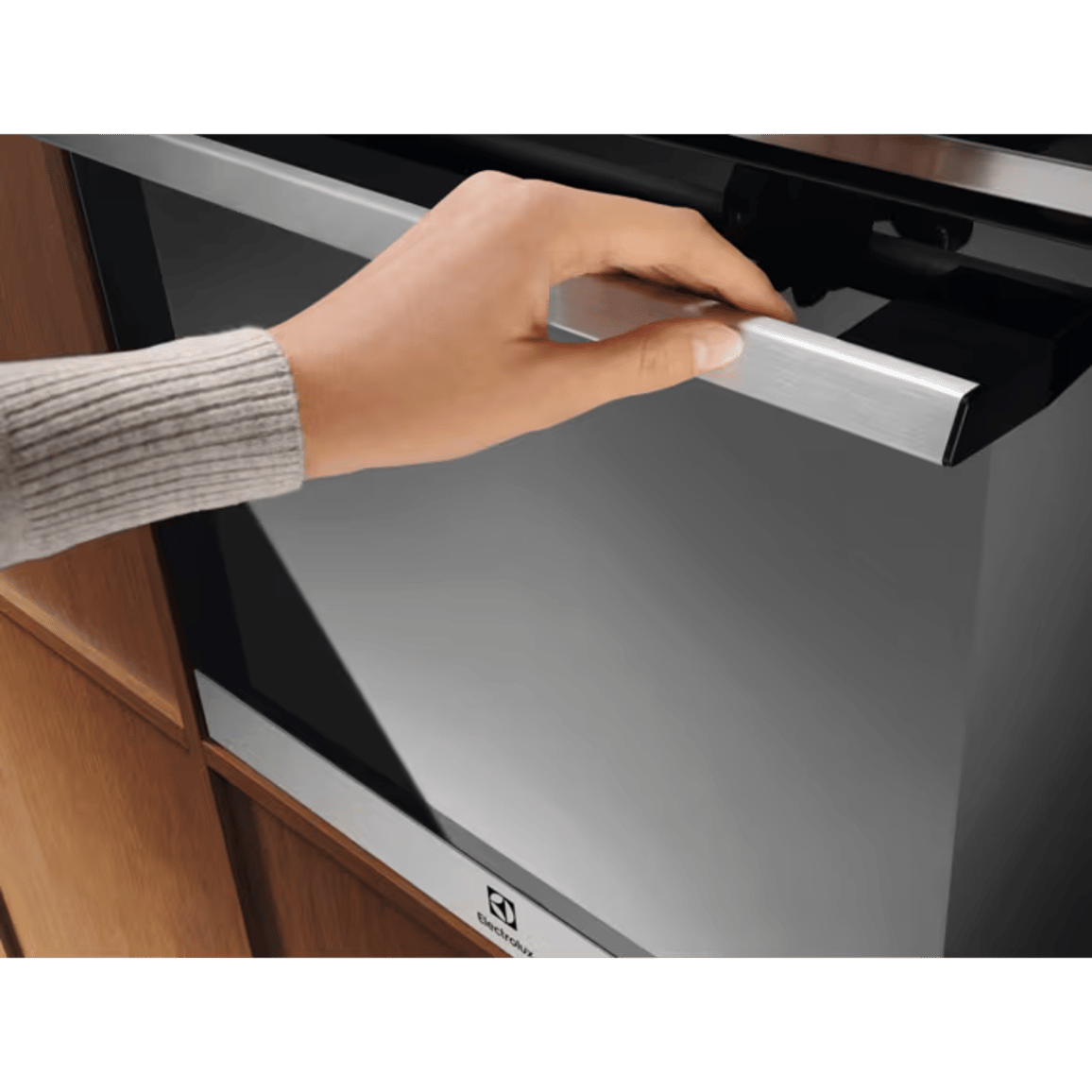 Духова шафа EOE8P38X чорний Electrolux
