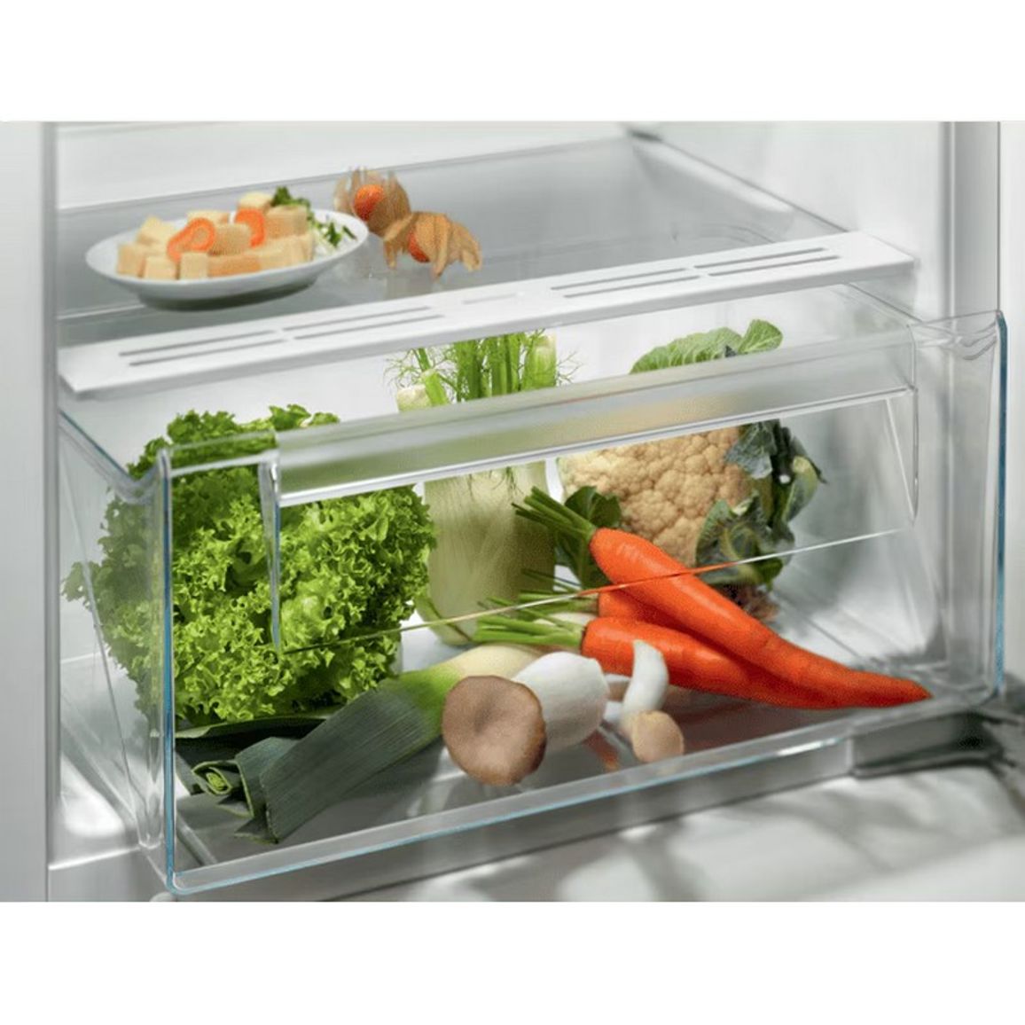 Вбудована холодильна камера LRB3AE12S Electrolux Вбудована холодильна камера LRB3AE12S Electrolux
