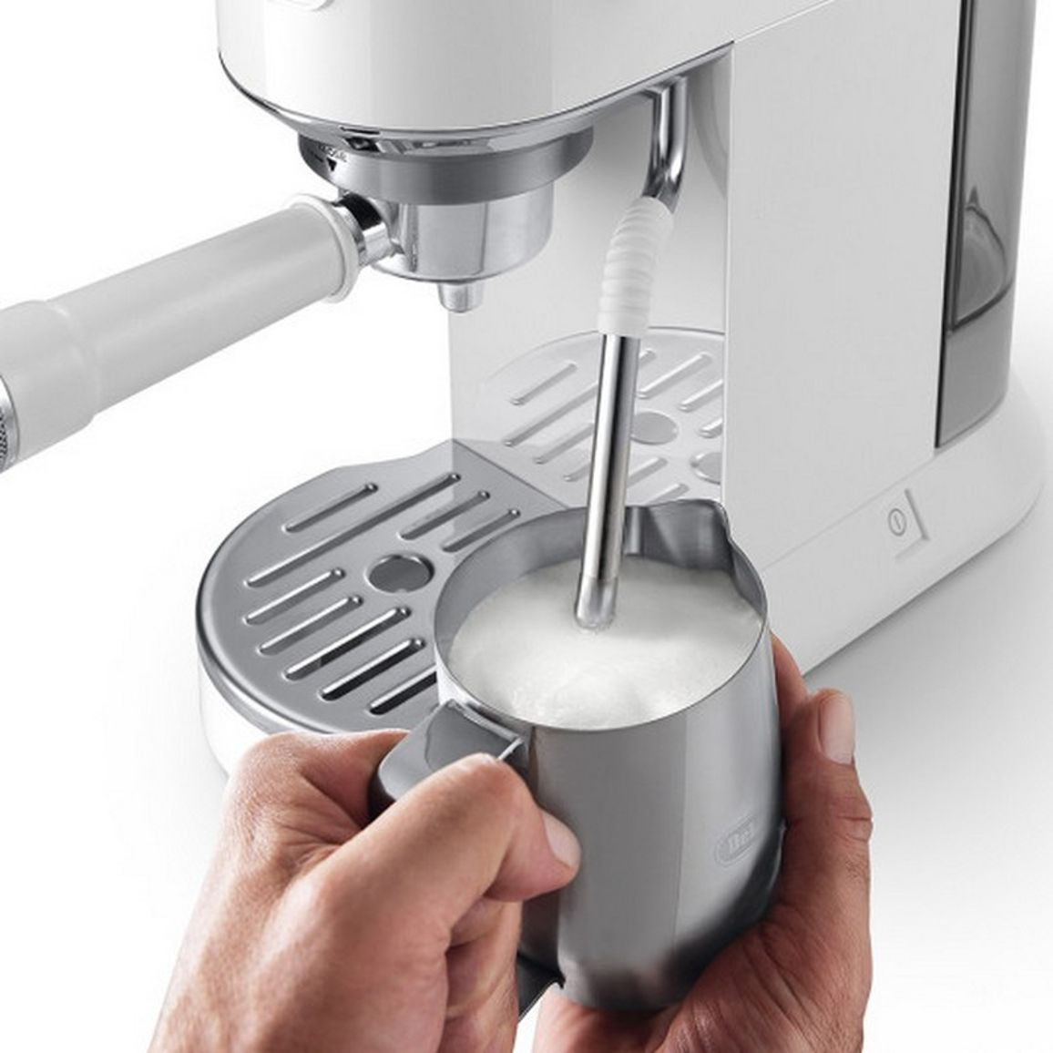 Кавоварка EC 890 WI DeLonghi Кавоварка EC 890 WI DeLonghi