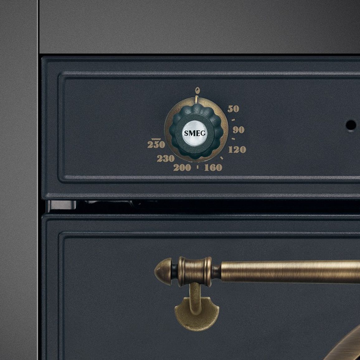 Духова шафа SF67C1AO Smeg (CORTINA)