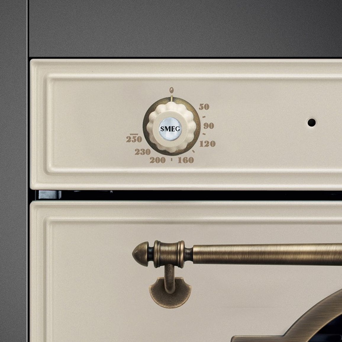 Духова шафа SF67C1PO Smeg (CORTINA)
