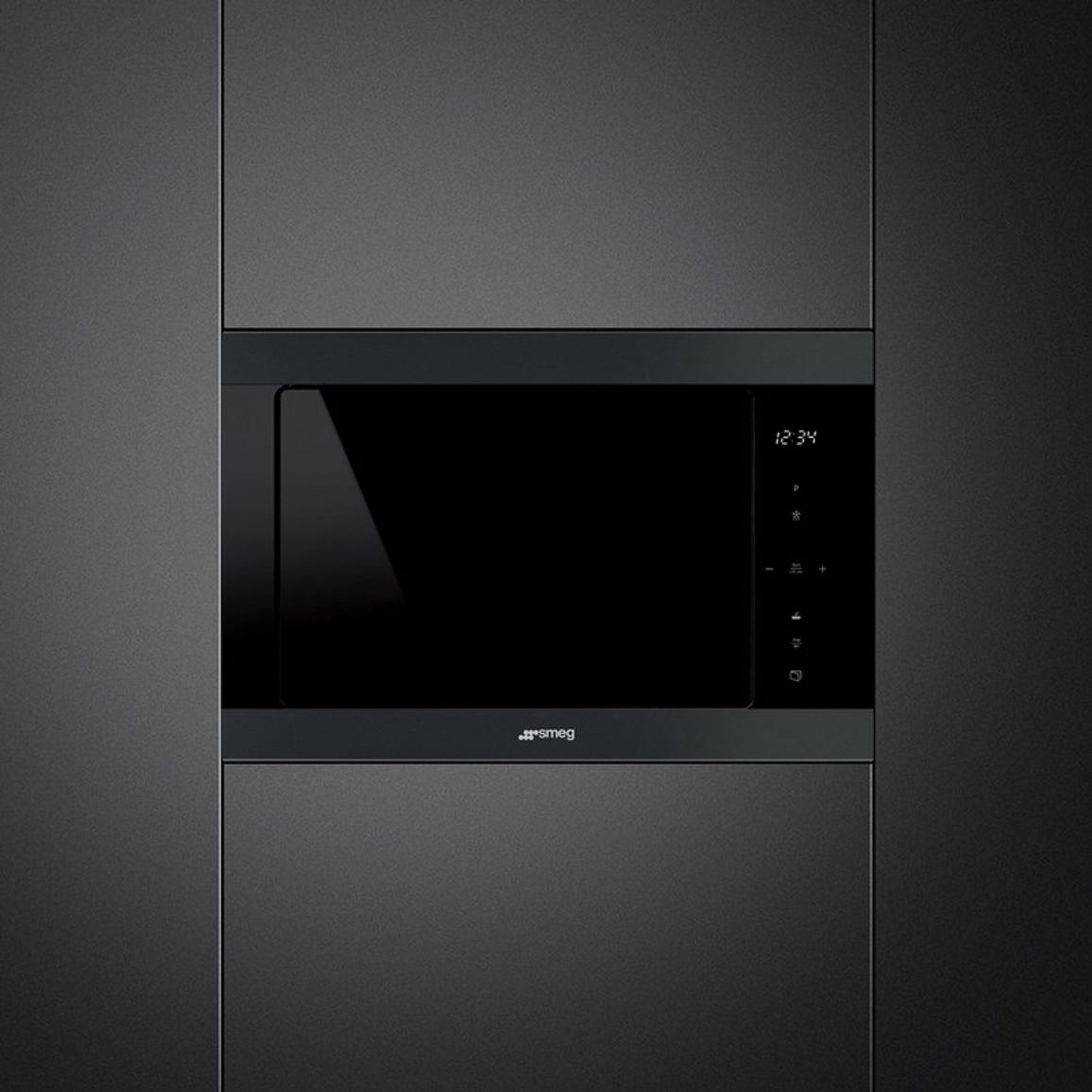 Вбудована мікрохвильова піч FMI325N чорна матова Smeg (CLASSICA)
