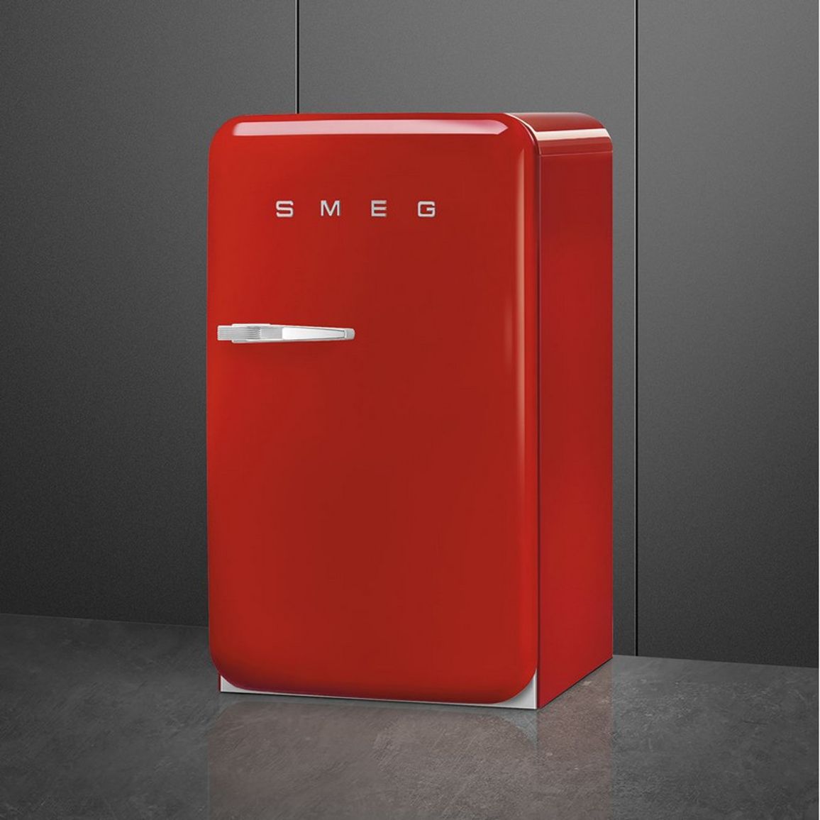 Холодильник однодверний FAB10HRRD6 червоний Smeg (50'S RETRO STYLE) Холодильник однодверний FAB10HRRD6 червоний Smeg (50'S RETRO STYLE)