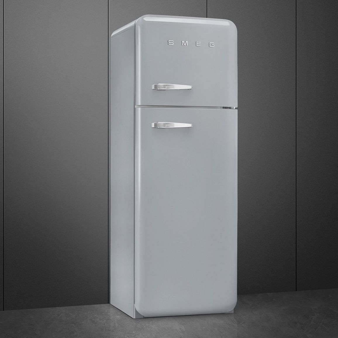 Комбінований холодильник FAB30RSV6 сріблястий Smeg (50'S RETRO STYLE) Комбінований холодильник FAB30RSV6 сріблястий Smeg (50'S RETRO STYLE)