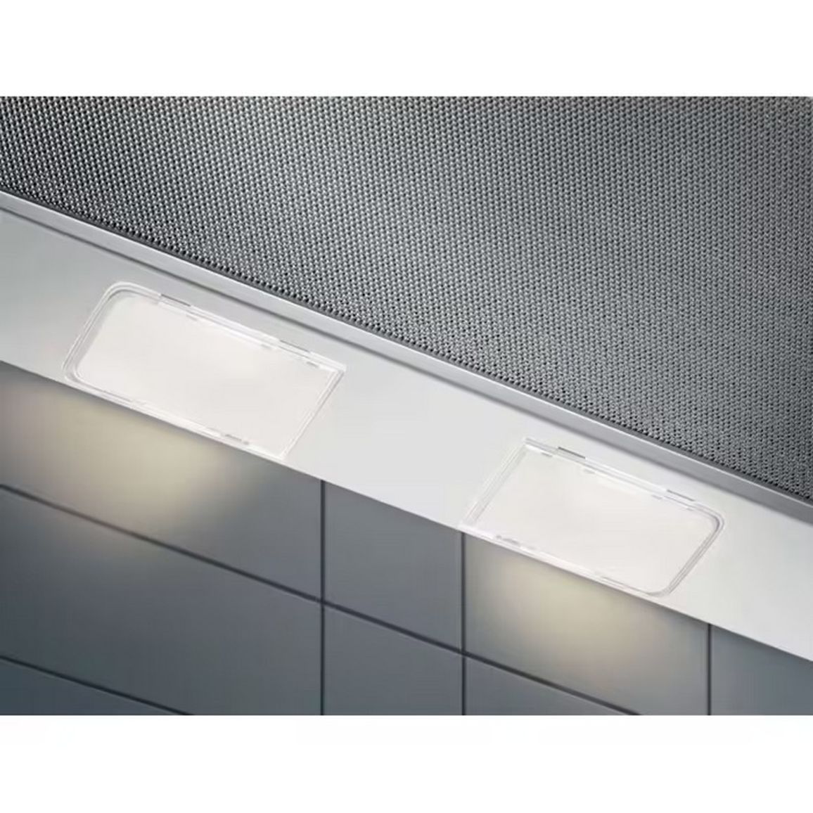 Витяжка телескопічна LFP326FW білий Electrolux Витяжка телескопічна LFP326FW білий Electrolux