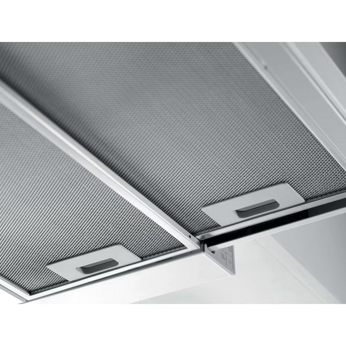 Витяжка телескопічна LFP326FW білий Electrolux Витяжка телескопічна LFP326FW білий Electrolux