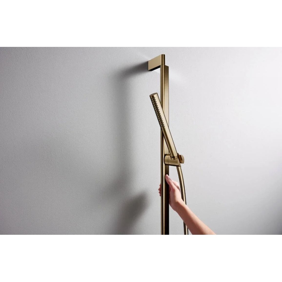 Ручний душ Pulsify S 100 1jet EcoSmart Polished Gold Optic Hansgrohe (24125990) Ручний душ Pulsify S 100 1jet EcoSmart Polished Gold Optic Hansgrohe (24125990)