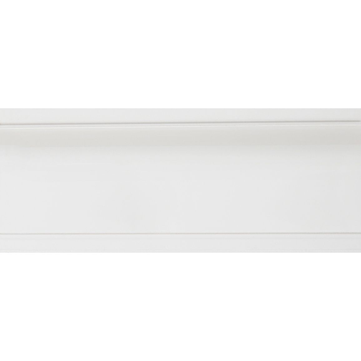 Бортик 118 LUXEFORM W74 Белый 4,2м (акс.91115) Бортик 118 LUXEFORM W74 Белый 4,2м (акс.91115)