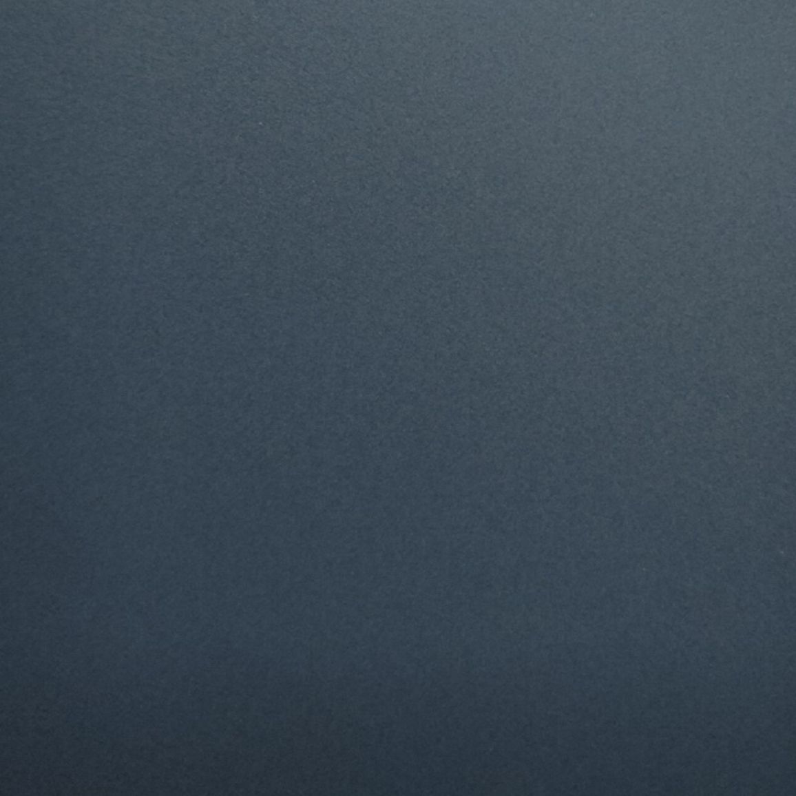 Панель МДФ NIEMANN 8864 Синій хамелеон MAT METALLIC PET \ Білий PP 2800х1300х18мм
