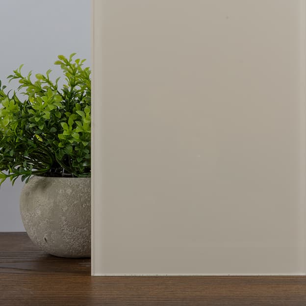 Стекло Lacobel RAL 1013 (Україна) 4 мм
