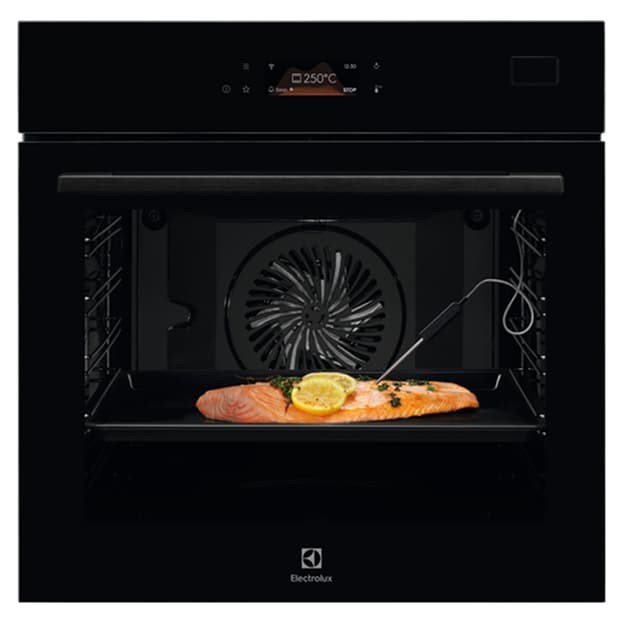 Духовой шкаф электрический EOB8S39WZ черный Electrolux