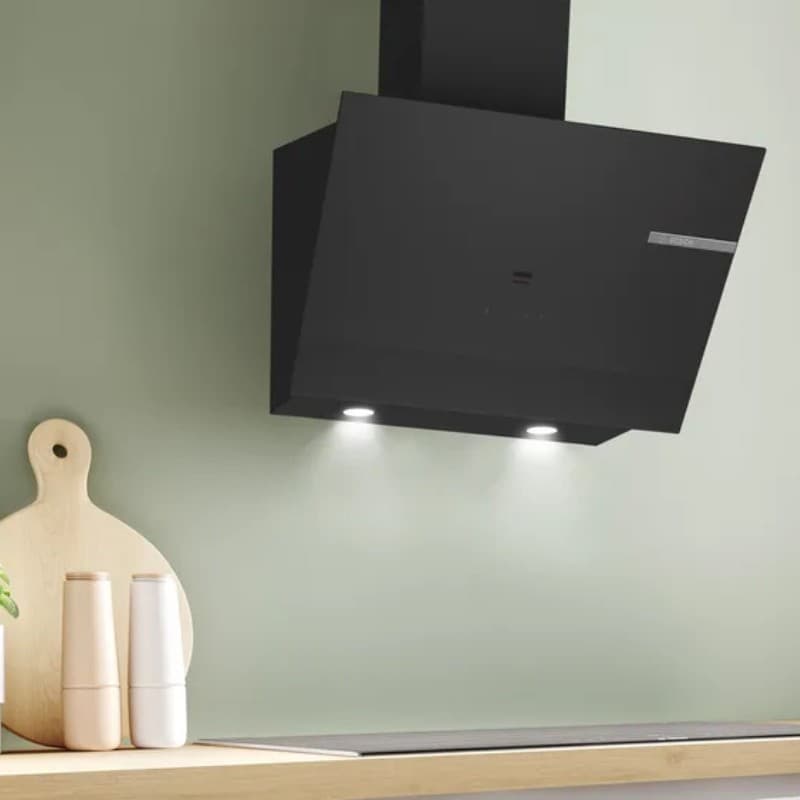 Настенная вытяжка черная DWK67PJ60T Bosch