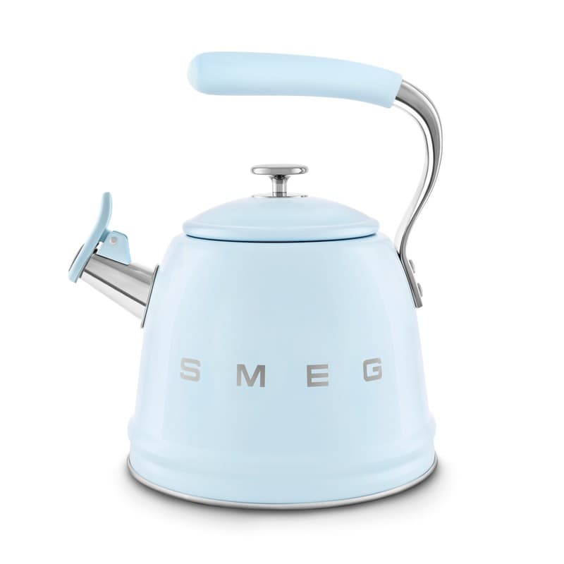 Чайник зі свистком WKF01PB пастельно-блакитний Smeg (50'S RETRO STYLE)