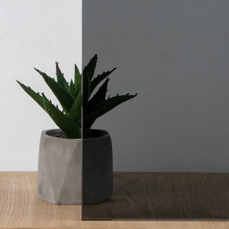 Скло Planibel Dark Grey 4 мм (AGC)