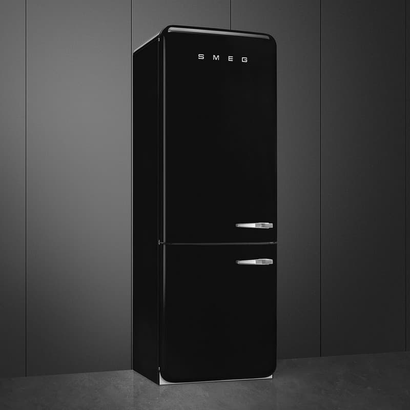 Комбінований холодильник FAB38LBL6 70 см чорний Smeg (50'S RETRO STYLE) Комбінований холодильник FAB38LBL6 70 см чорний Smeg (50'S RETRO STYLE)