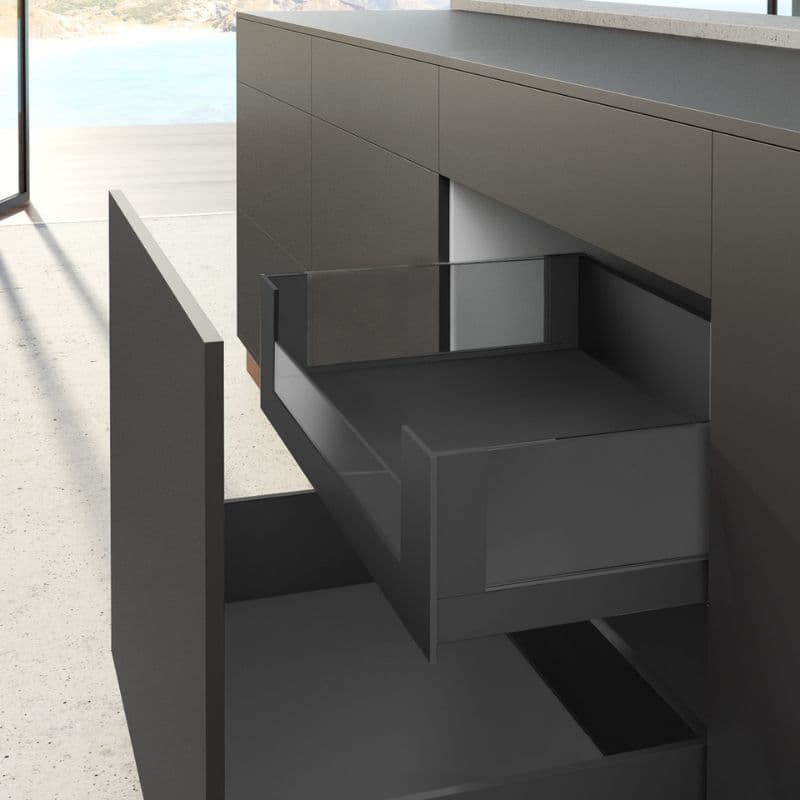 Комплект внутрішньої шухляди AvanTech YOU А L=550 H=187 Inlay (скло 66мм) антрацит корпус 600мм Комплект внутрішньої шухляди AvanTech YOU А L=550 H=187 Inlay (скло 66мм) антрацит корпус 600мм