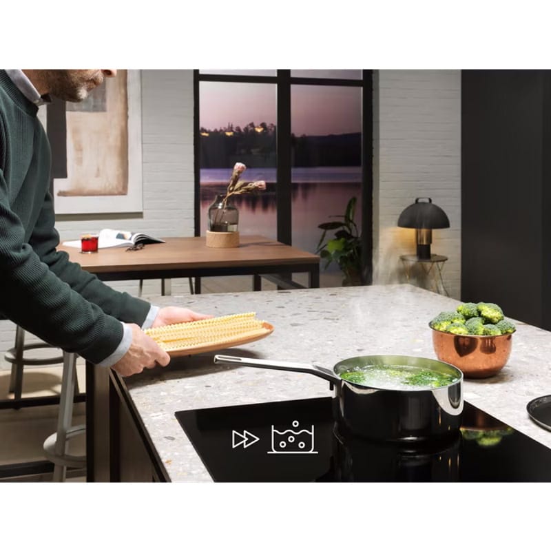 Індукційна варильна поверхня EIT61443B Hob2Hood Electrolux