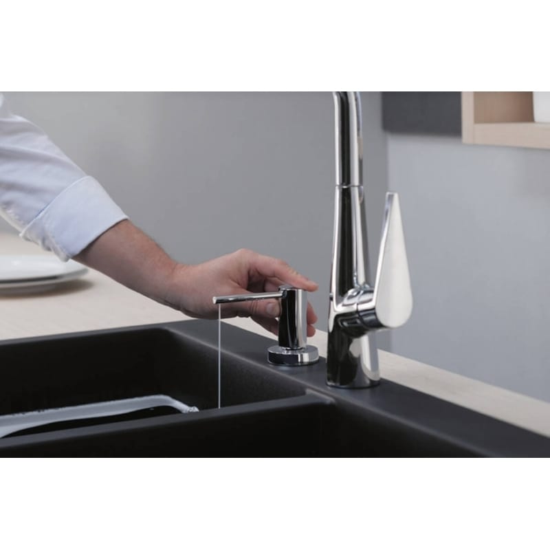 Дозатор для моющих средств A51 500мл хром Hansgrohe (40448000) Дозатор для моющих средств A51 500мл хром Hansgrohe (40448000)