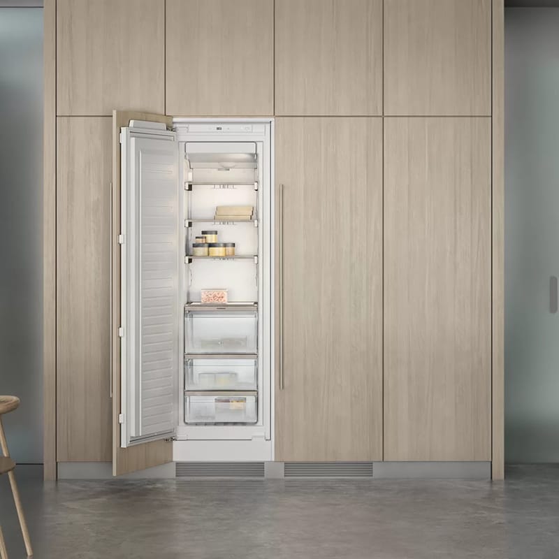 Встраиваемая морозильная камера RF461306 белый GAGGENAU Встраиваемая морозильная камера RF461306 белый GAGGENAU