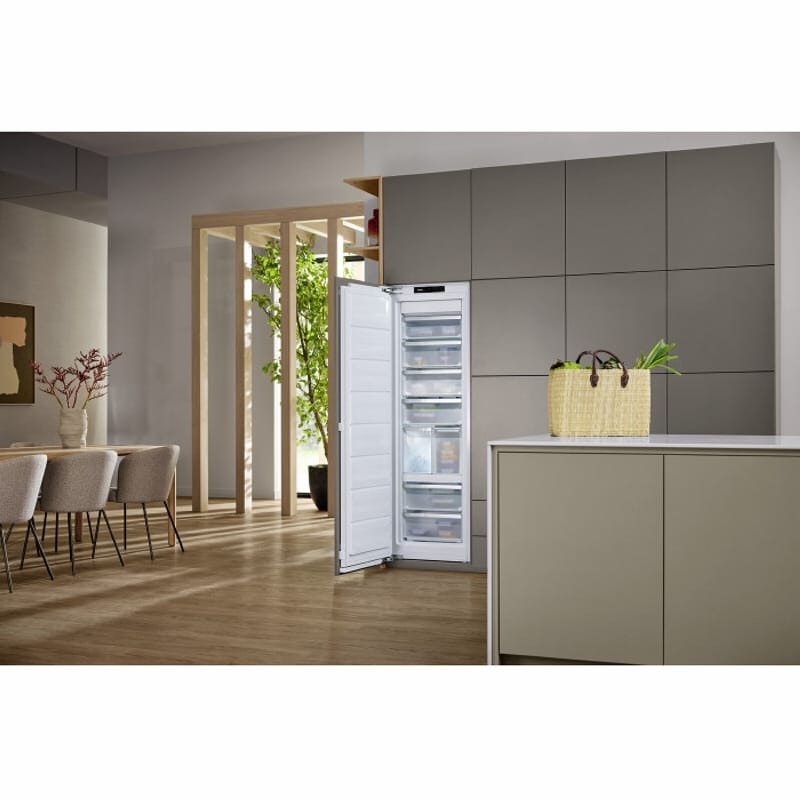 Вбудовуваний морозильник FNS 7794 D L Miele
