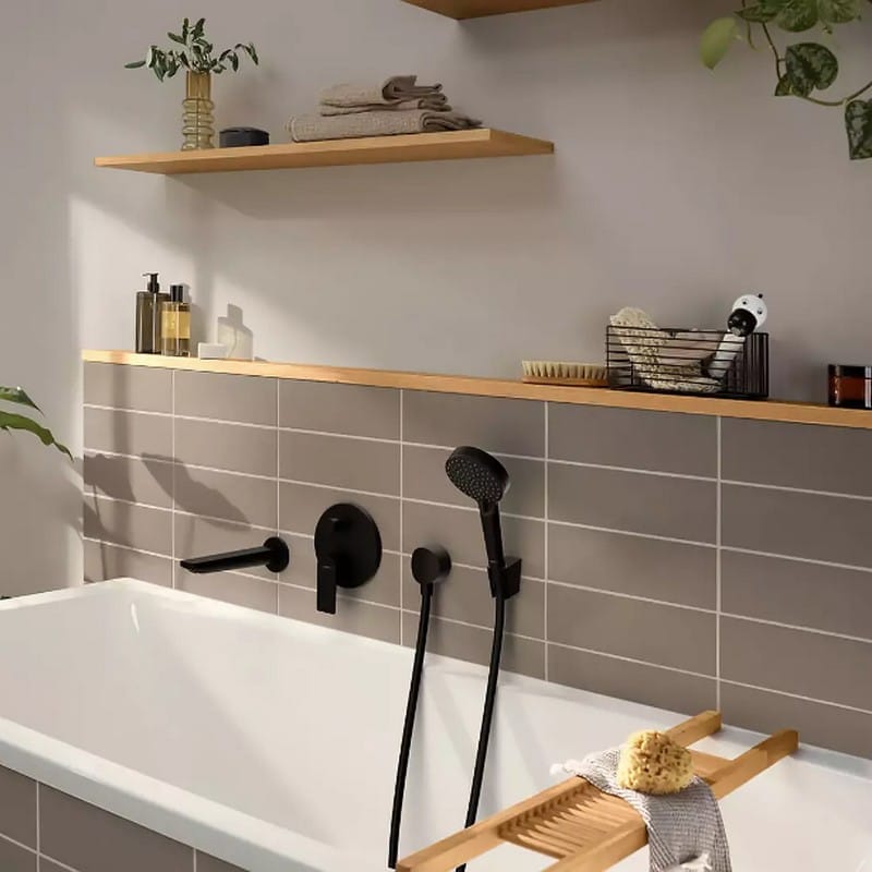 Смеситель для ванны/душа Rebris E, Matt Black Hansgrohe (72468670) Смеситель для ванны/душа Rebris E, Matt Black Hansgrohe (72468670)