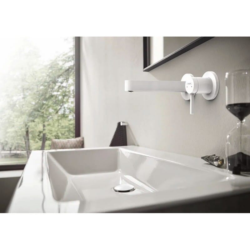Смеситель для настенный умывальника Finoris, Matt White Hansgrohe (76051700)
