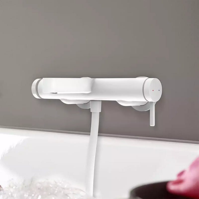 Смеситель для ванны Finoris Matt White Hansgrohe (76420700)