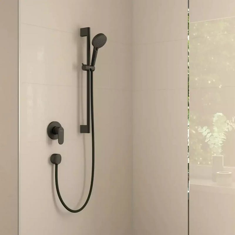 Смеситель для душа Vernis Blend скрытого монтажа D110 Matt Black Hansgrohe (71649670) Смеситель для душа Vernis Blend скрытого монтажа D110 Matt Black Hansgrohe (71649670)