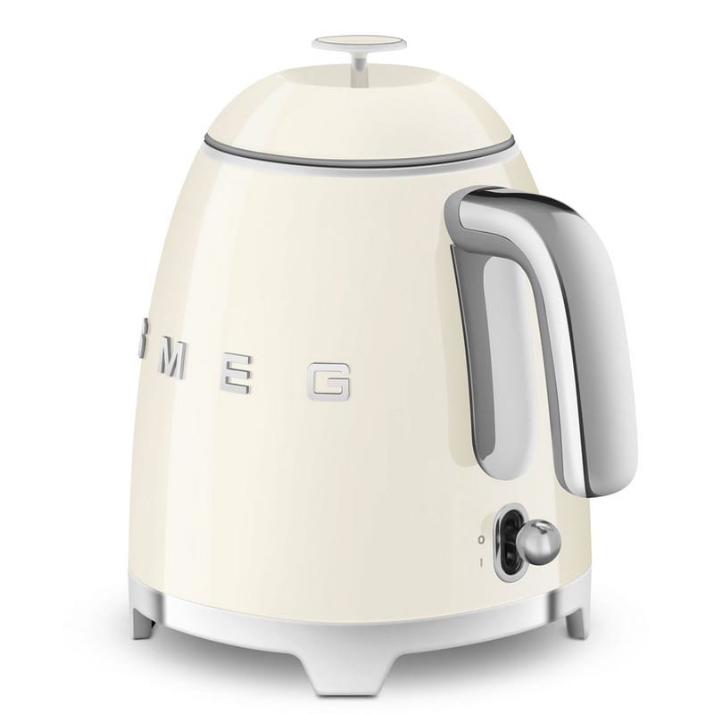 Чайник електричний KLF05CREU 0,8л кремовий Smeg (50'S RETRO STYLE) Чайник електричний KLF05CREU 0,8л кремовий Smeg (50'S RETRO STYLE)