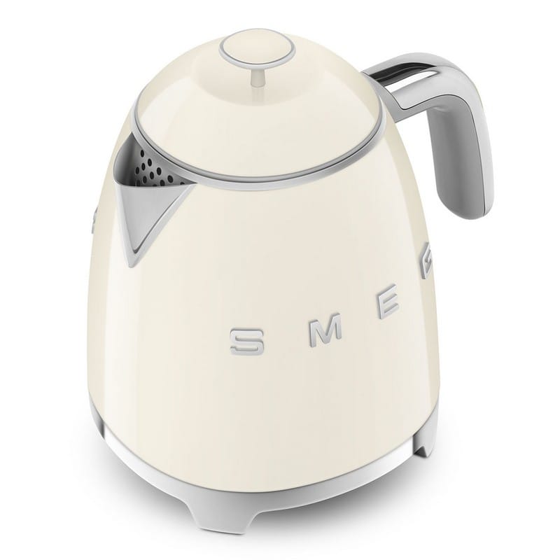 Чайник електричний KLF05CREU 0,8л кремовий Smeg (50'S RETRO STYLE) Чайник електричний KLF05CREU 0,8л кремовий Smeg (50'S RETRO STYLE)