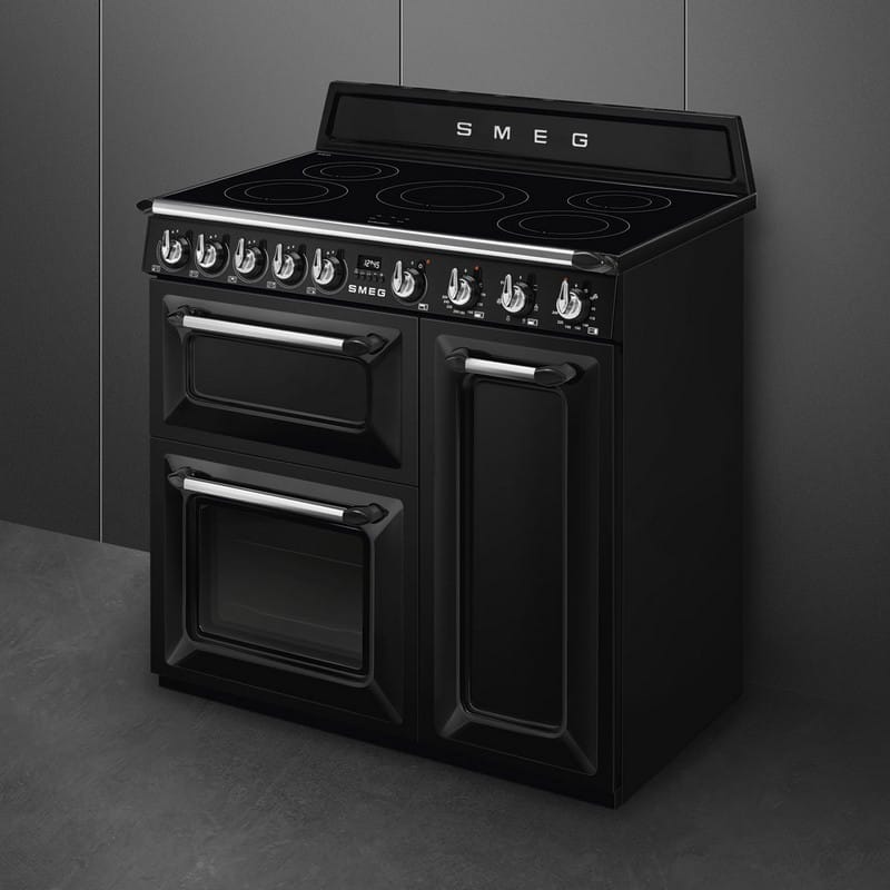 Варильний центр TR93IBL2 чорний Smeg (VICTORIA)