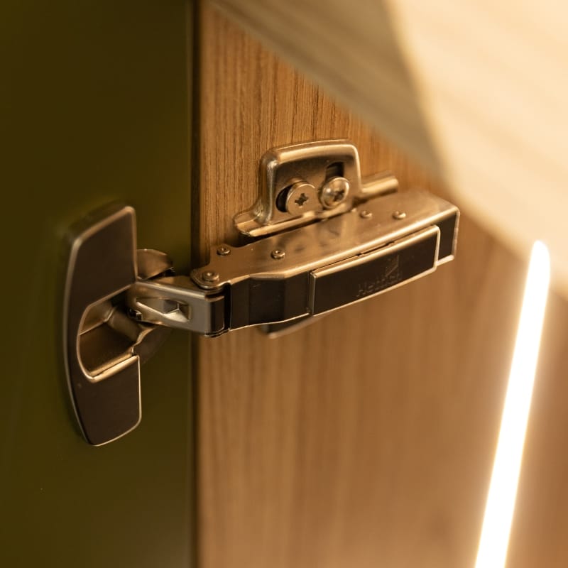 Петля Clip-on, 110°, Sensys 8645i, накладная, с доводч., никель (9071205) Hettich