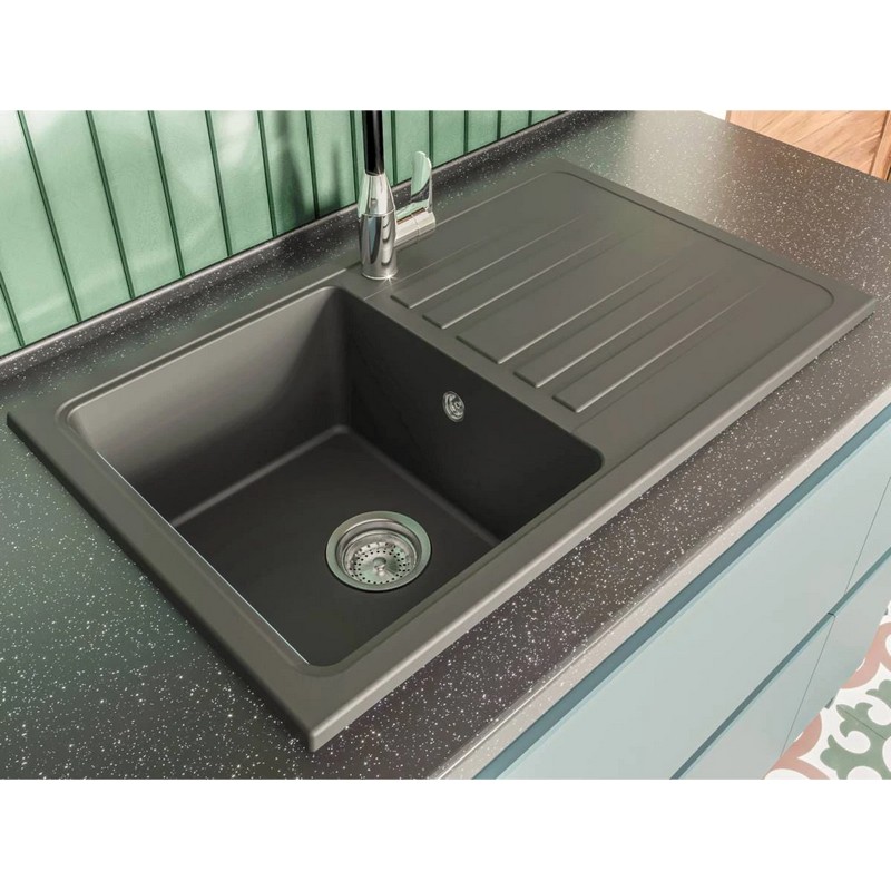 Кухонна мийка VERSAL black shine mirastone Miraggio