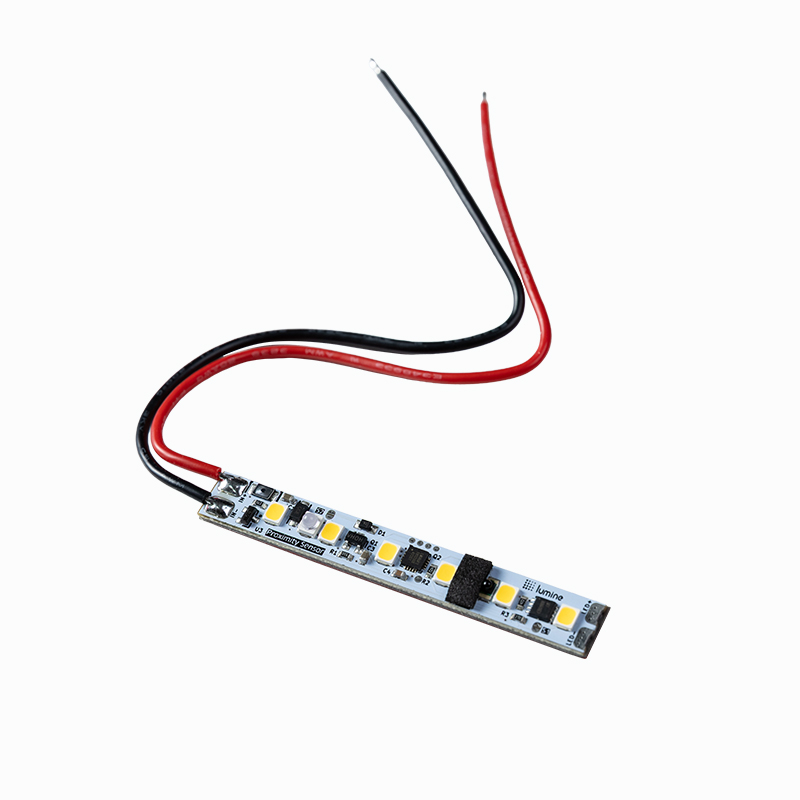 Сенсорний вимикач в профіль із діодами на рух руки 12V/60W, холодне світло