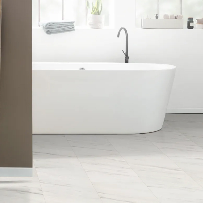 Ламинат Egger Kingsize V4 ELF812 Мармур Леванто білий AQUA 32/AC4 (уп. =2,53 м.кв.) NEW